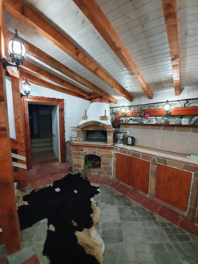 Kashtata S Paraklisa Borovo  Exterior foto